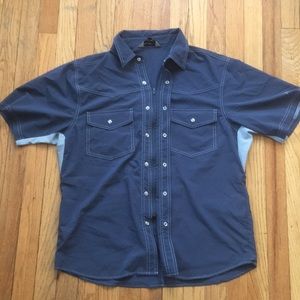 Club Ride active wear full zip snap button size L